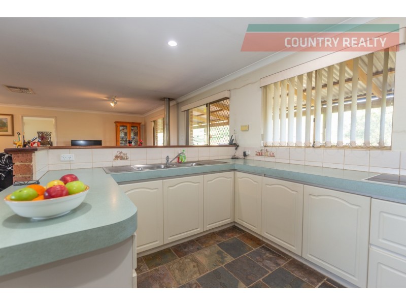 179 Julimar Road, Toodyay WA 6566