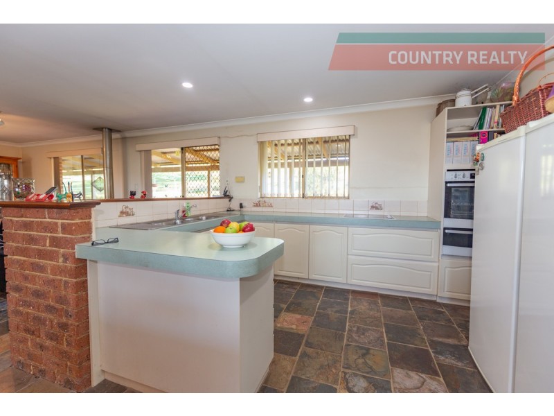 179 Julimar Road, Toodyay WA 6566