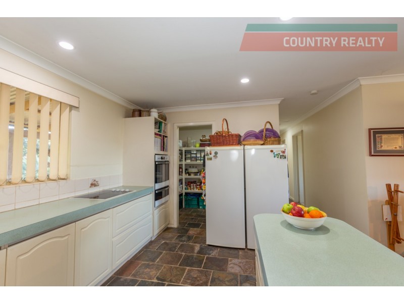 179 Julimar Road, Toodyay WA 6566
