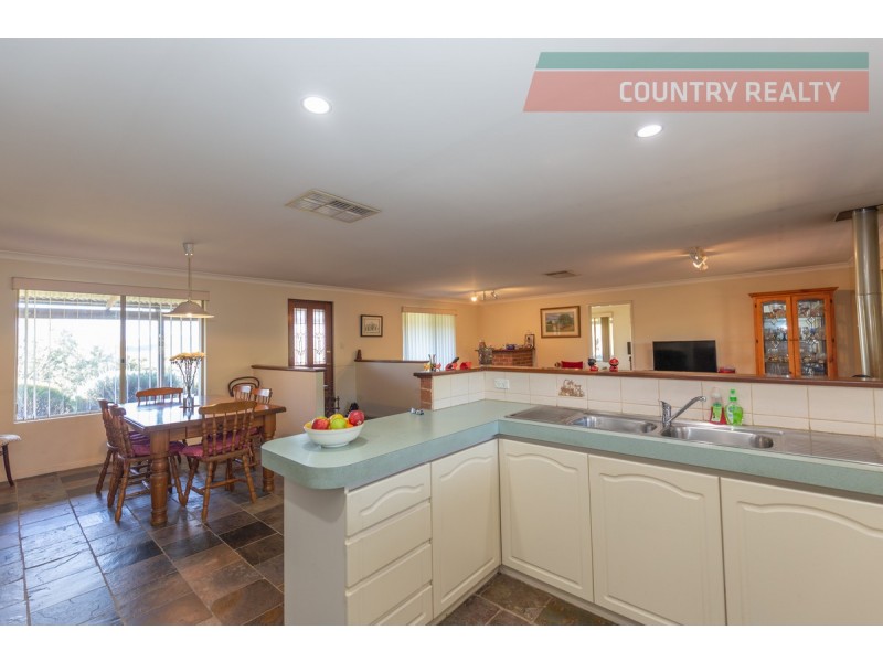 179 Julimar Road, Toodyay WA 6566