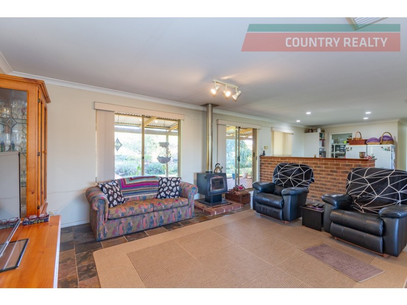 179 Julimar Road, Toodyay WA 6566