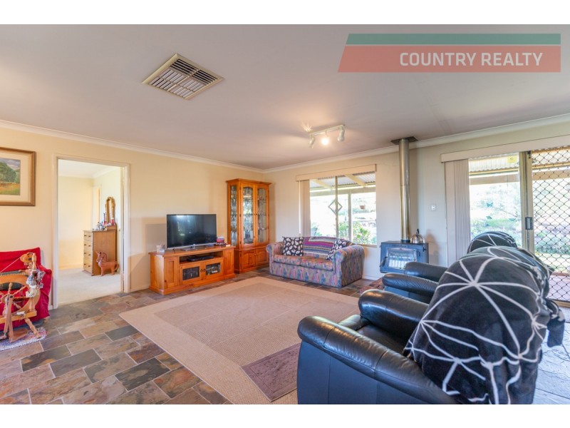 179 Julimar Road, Toodyay WA 6566