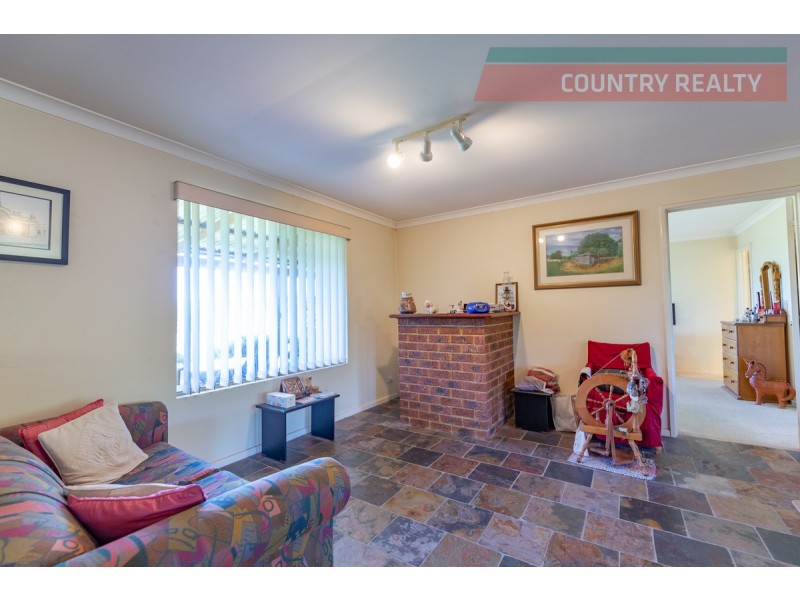 179 Julimar Road, Toodyay WA 6566