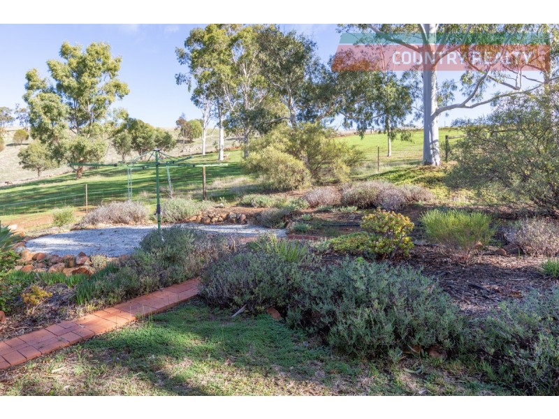 179 Julimar Road, Toodyay WA 6566