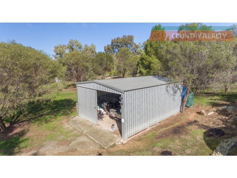 179 Julimar Road, Toodyay WA 6566