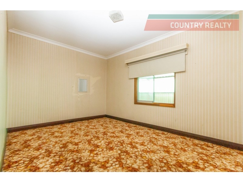 9 Kennedy Street, Northam WA 6401