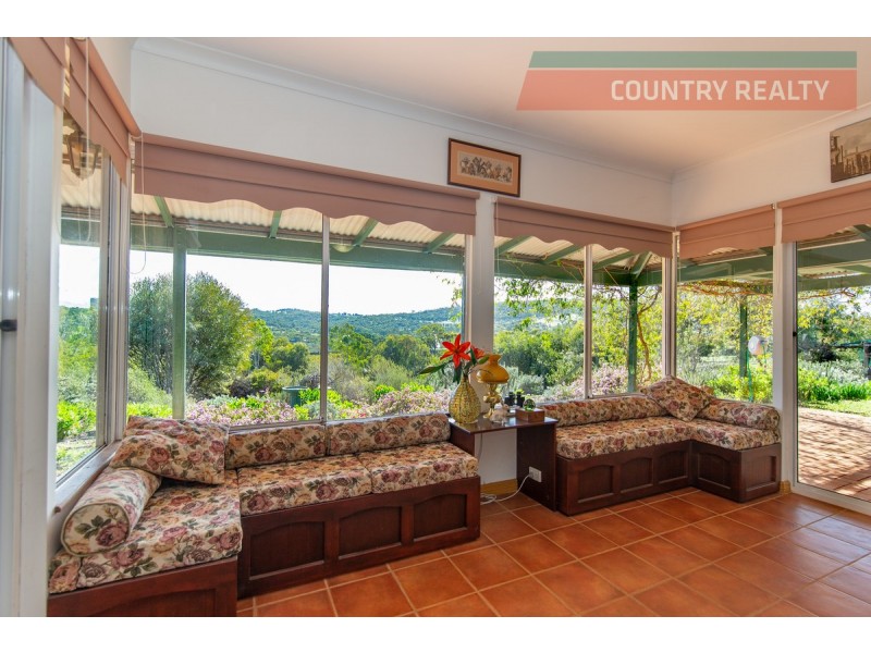 136 Beaufort Street, Toodyay WA 6566