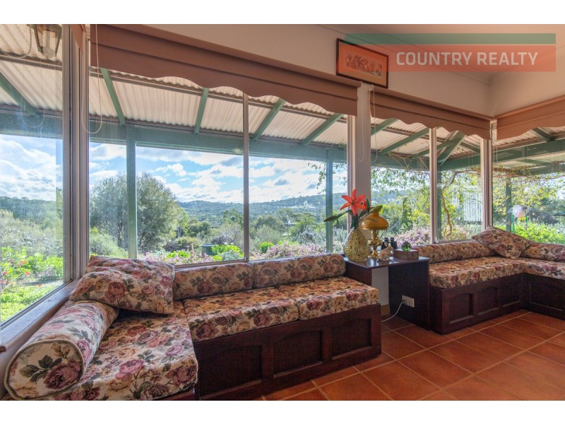 136 Beaufort Street, Toodyay WA 6566