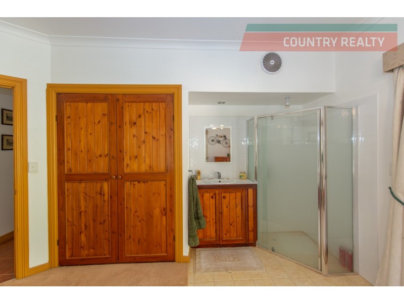 136 Beaufort Street, Toodyay WA 6566