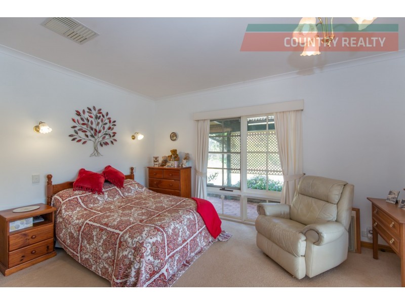 136 Beaufort Street, Toodyay WA 6566
