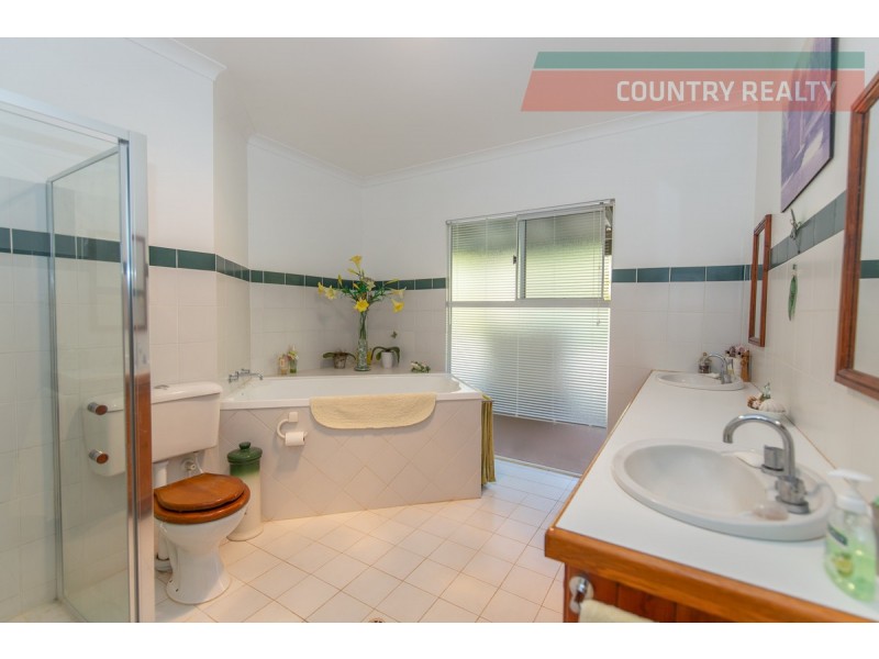 136 Beaufort Street, Toodyay WA 6566