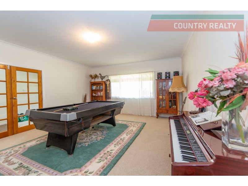 224 River Road, Toodyay WA 6566