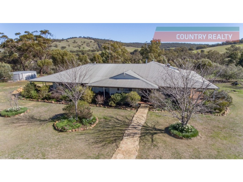 224 River Road, Toodyay WA 6566