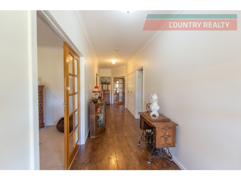 224 River Road, Toodyay WA 6566
