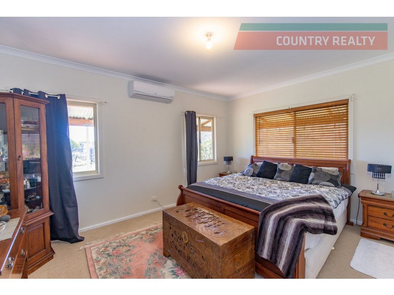 224 River Road, Toodyay WA 6566