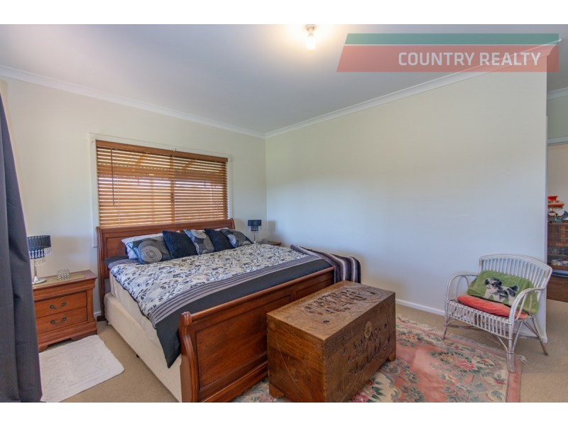 224 River Road, Toodyay WA 6566