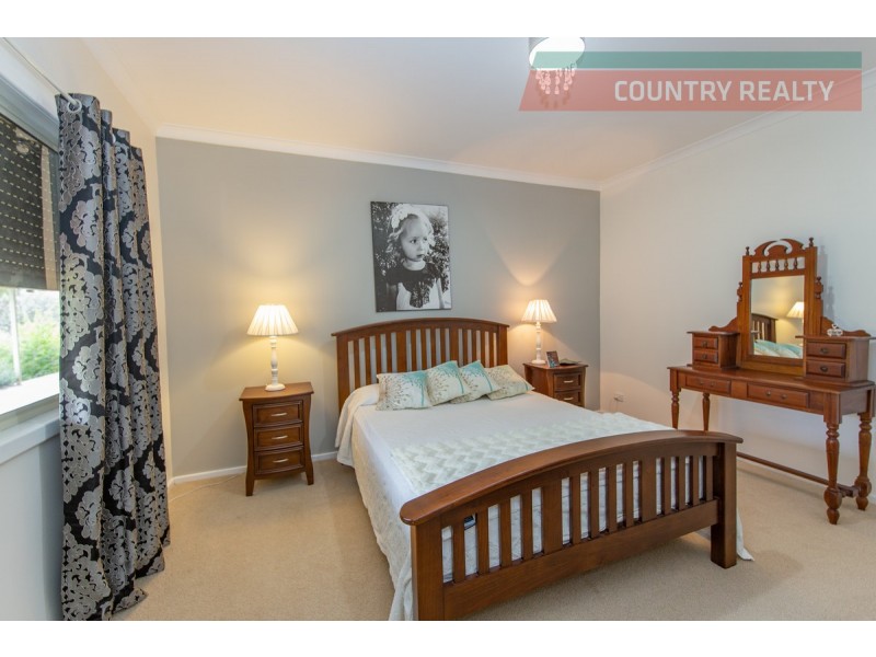 224 River Road, Toodyay WA 6566