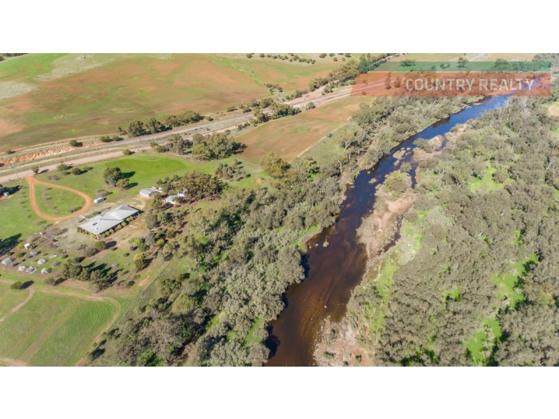 224 River Road, Toodyay WA 6566