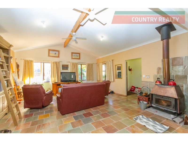 90 Darwinia Crescent, Coondle WA 6566
