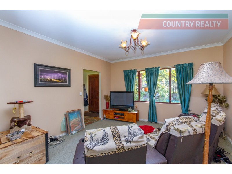 90 Darwinia Crescent, Coondle WA 6566