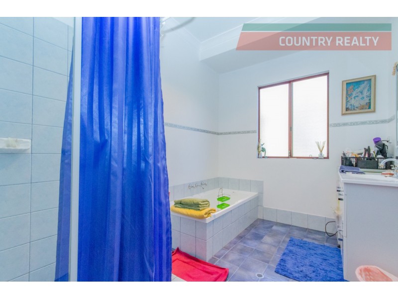 90 Darwinia Crescent, Coondle WA 6566