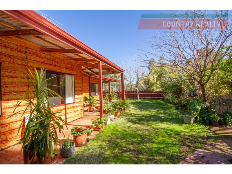 90 Darwinia Crescent, Coondle WA 6566