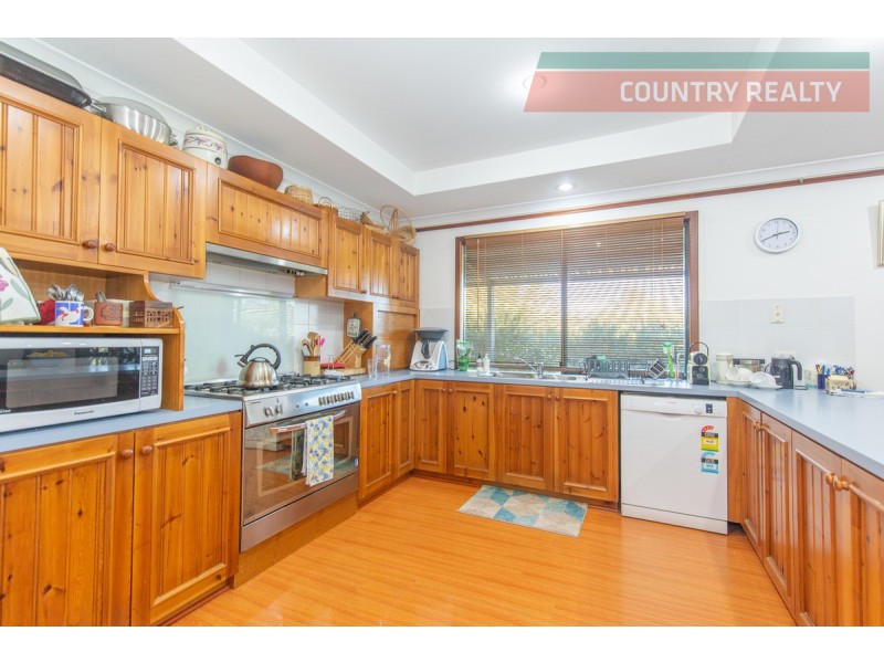 56 Telegraph Road, Toodyay WA 6566