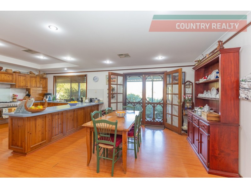 56 Telegraph Road, Toodyay WA 6566