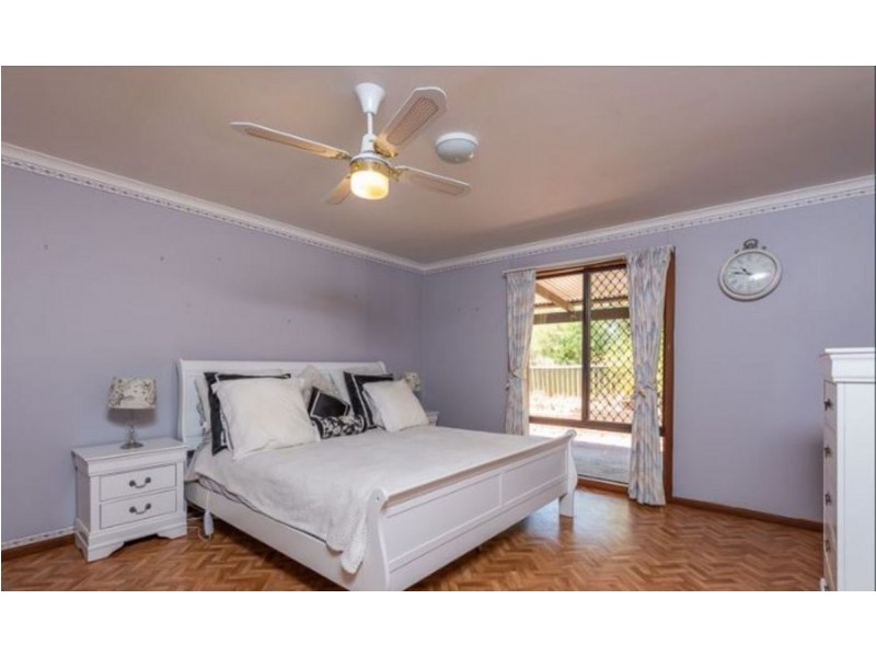 484 Chitty Road, Bakers Hill WA 6562