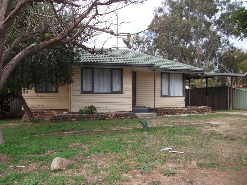 15 Fernie Street, Northam WA 6401