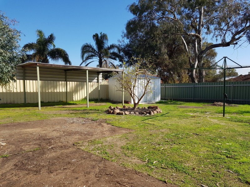 77 Hutt Street, Northam WA 6401