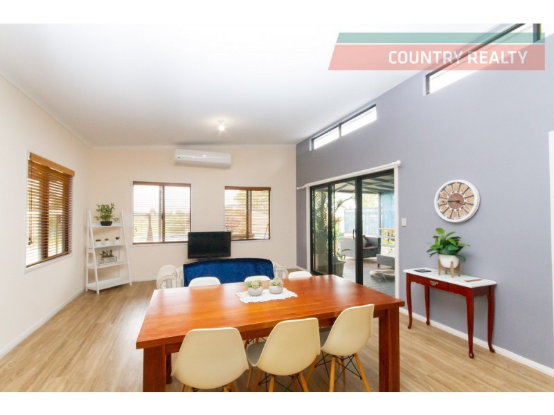 13 Hunter Road, Northam WA 6401