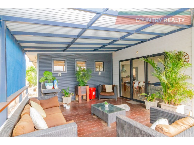 13 Hunter Road, Northam WA 6401