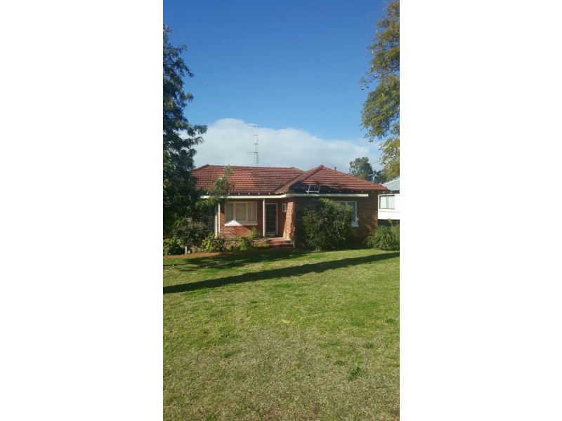 4 Enfield Terrace, Northam WA 6401