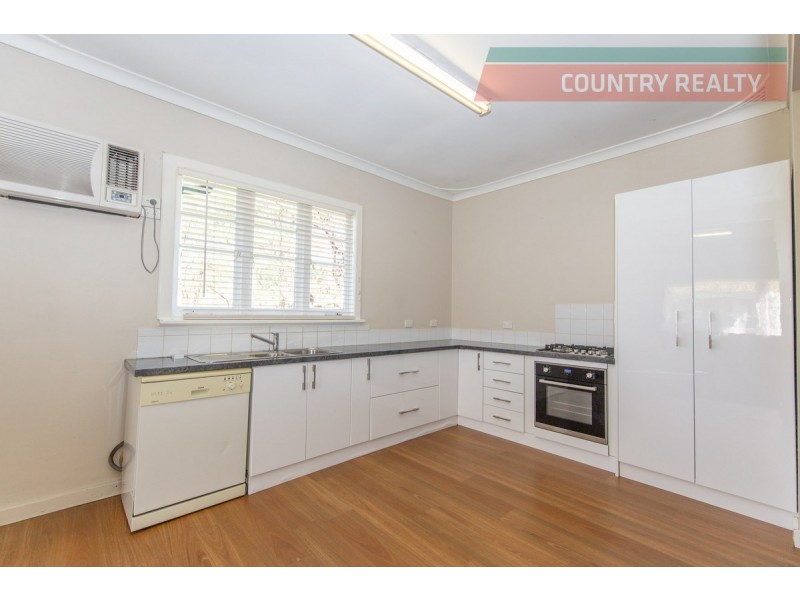 38 Wellington Street, Toodyay WA 6566