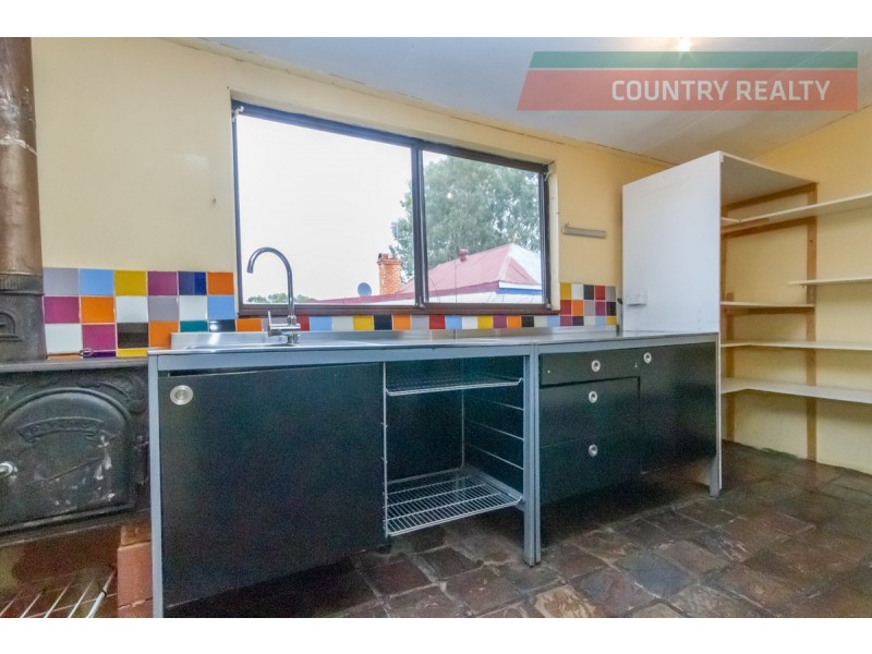 55 Lockyer Avenue, Northam WA 6401