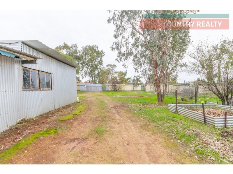 55 Lockyer Avenue, Northam WA 6401