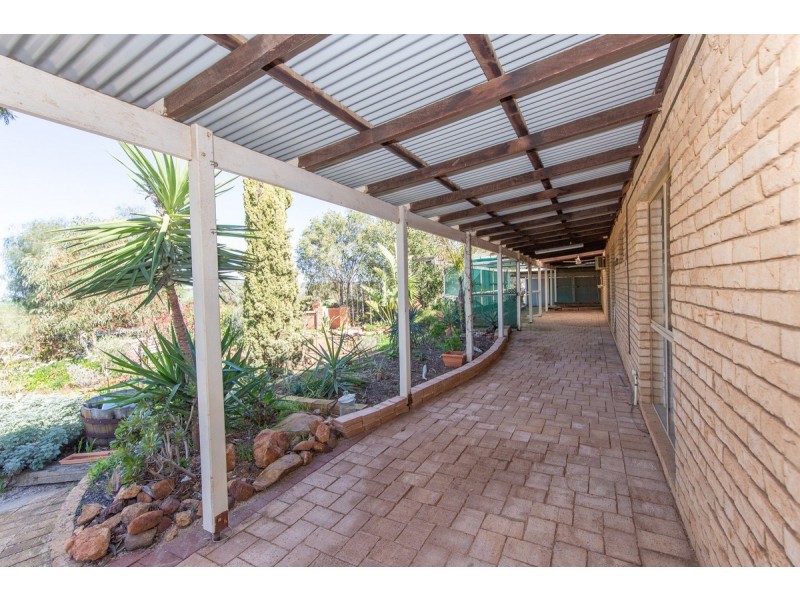 Jennacubbine WA 6401