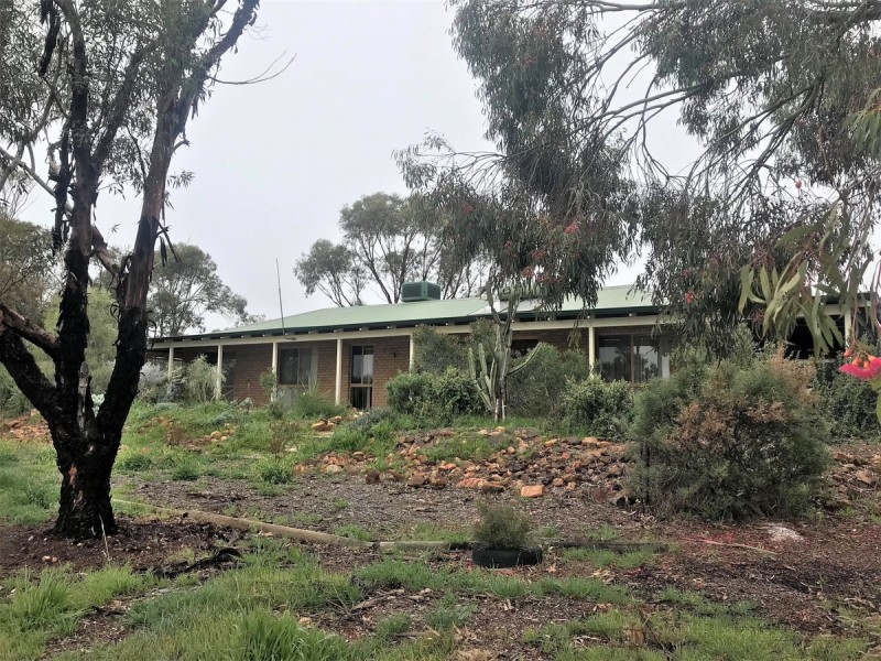 Jennacubbine WA 6401