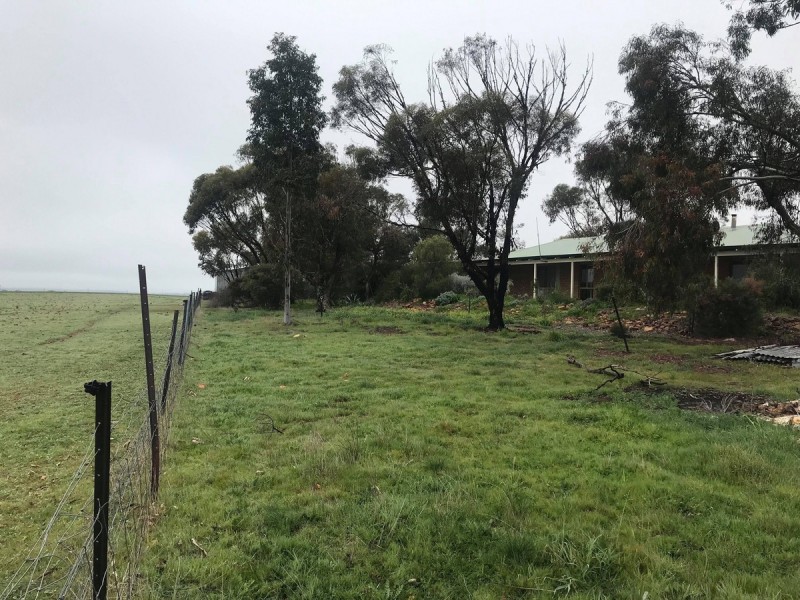 Jennacubbine WA 6401