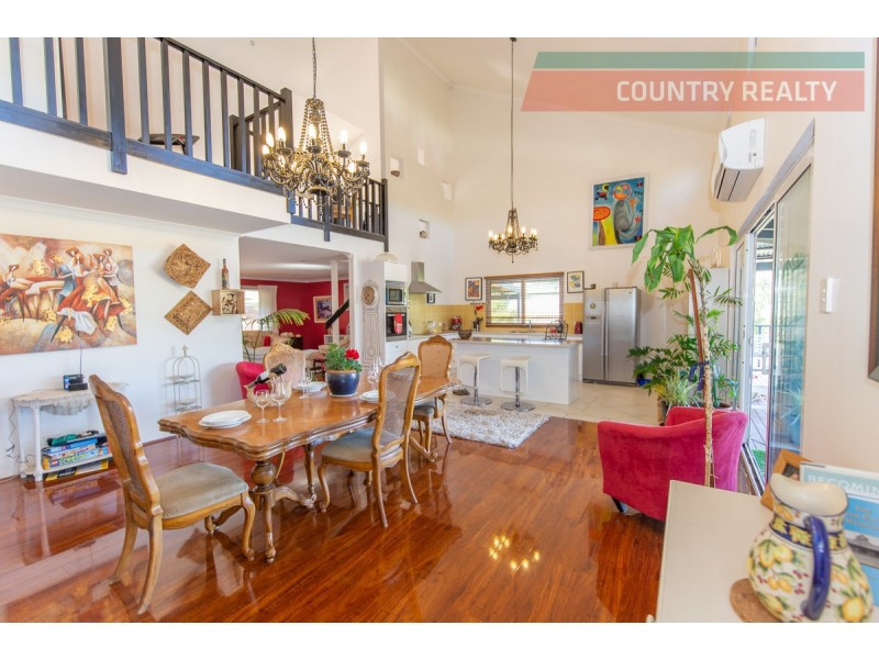 13 Harcourt Street, Toodyay WA 6566