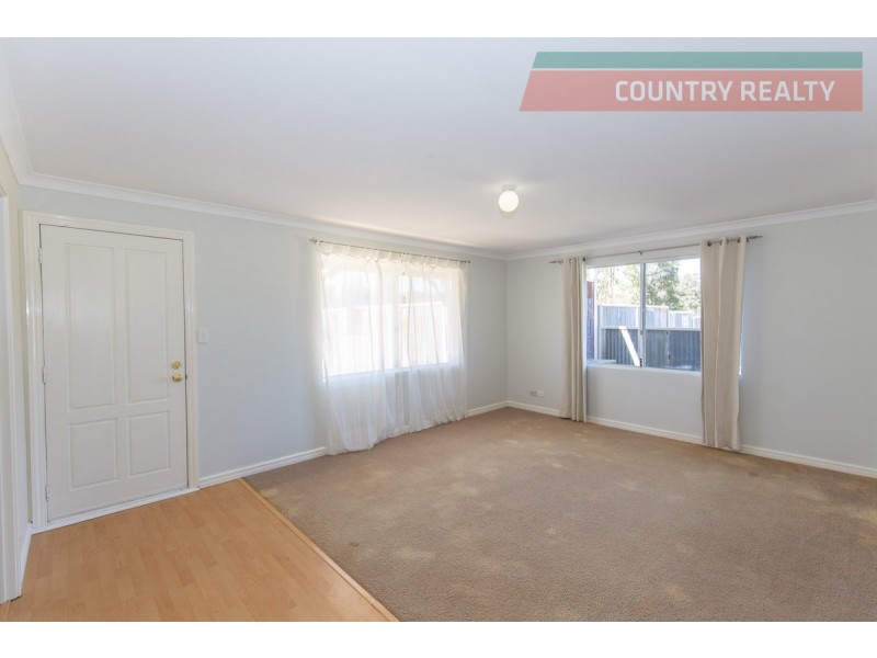 13 Walkey Close, Toodyay WA 6566