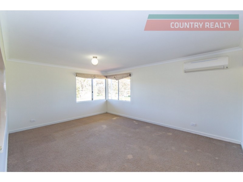 13 Walkey Close, Toodyay WA 6566