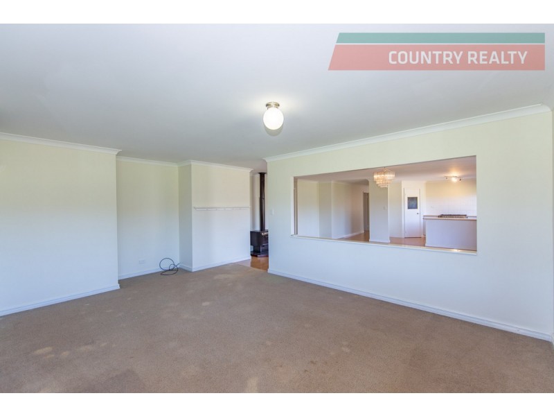 13 Walkey Close, Toodyay WA 6566