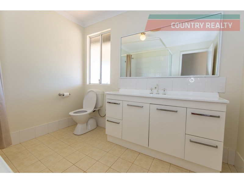 13 Walkey Close, Toodyay WA 6566
