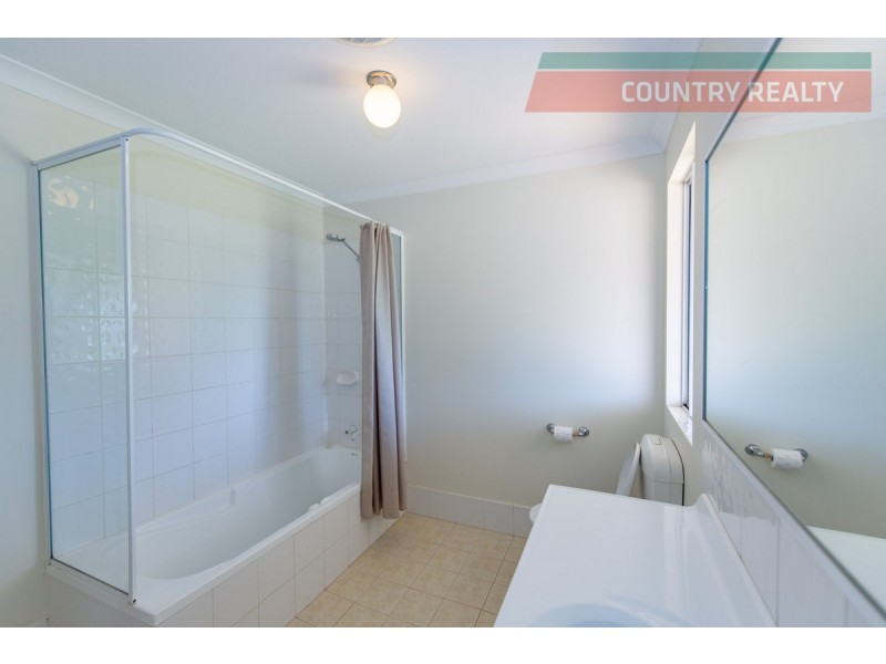 13 Walkey Close, Toodyay WA 6566