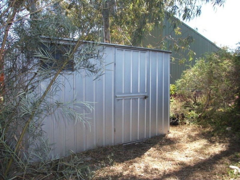 68 suburban Road, York WA 6302