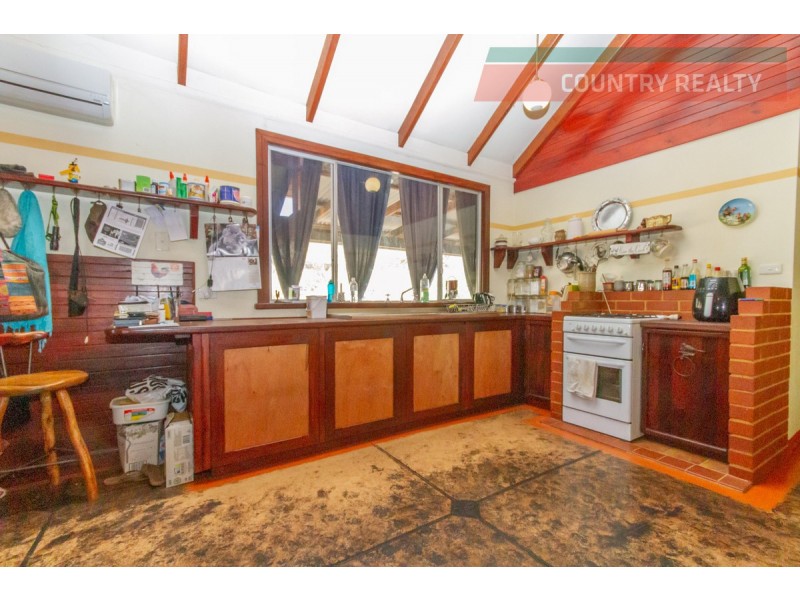 8 Acacia Close, Toodyay WA 6566