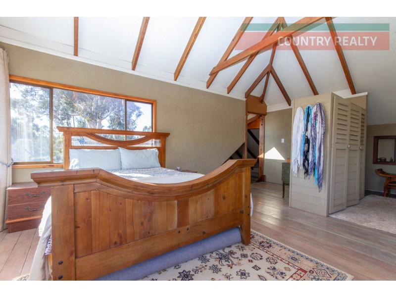 8 Acacia Close, Toodyay WA 6566