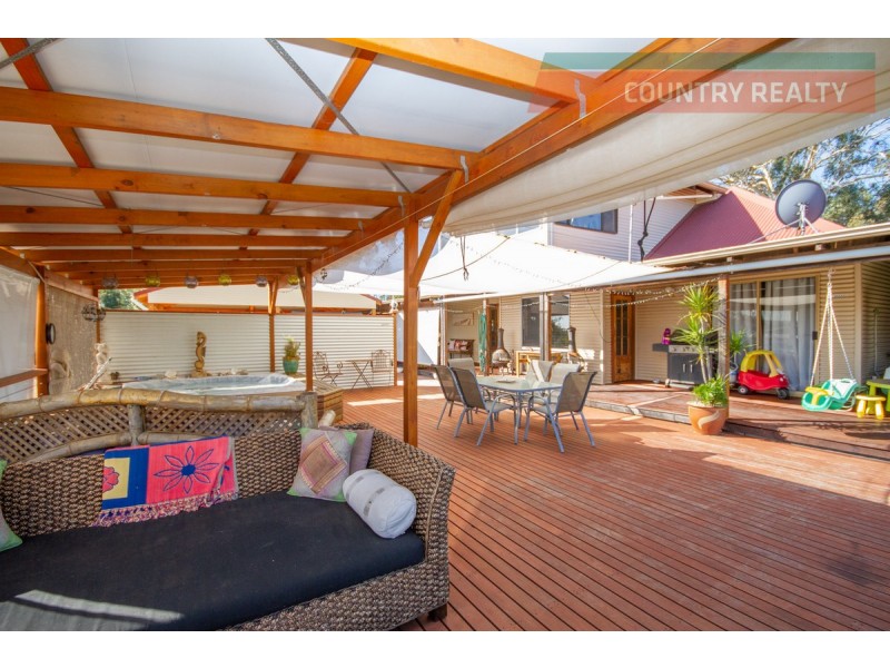 8 Acacia Close, Toodyay WA 6566